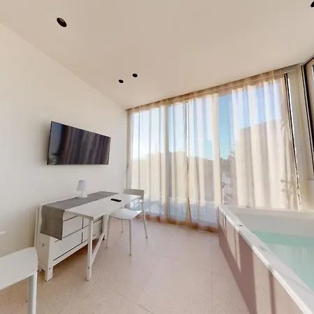 Carletta's Aparta-suite & Palermo