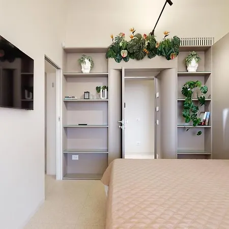 Carletta's Aparta-suite & Guest house
